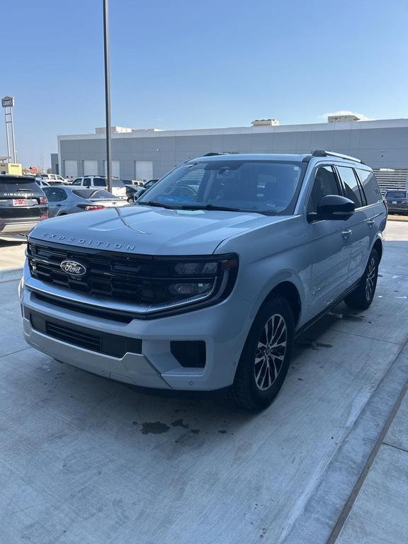 used 2025 Ford Expedition car, priced at $70,000