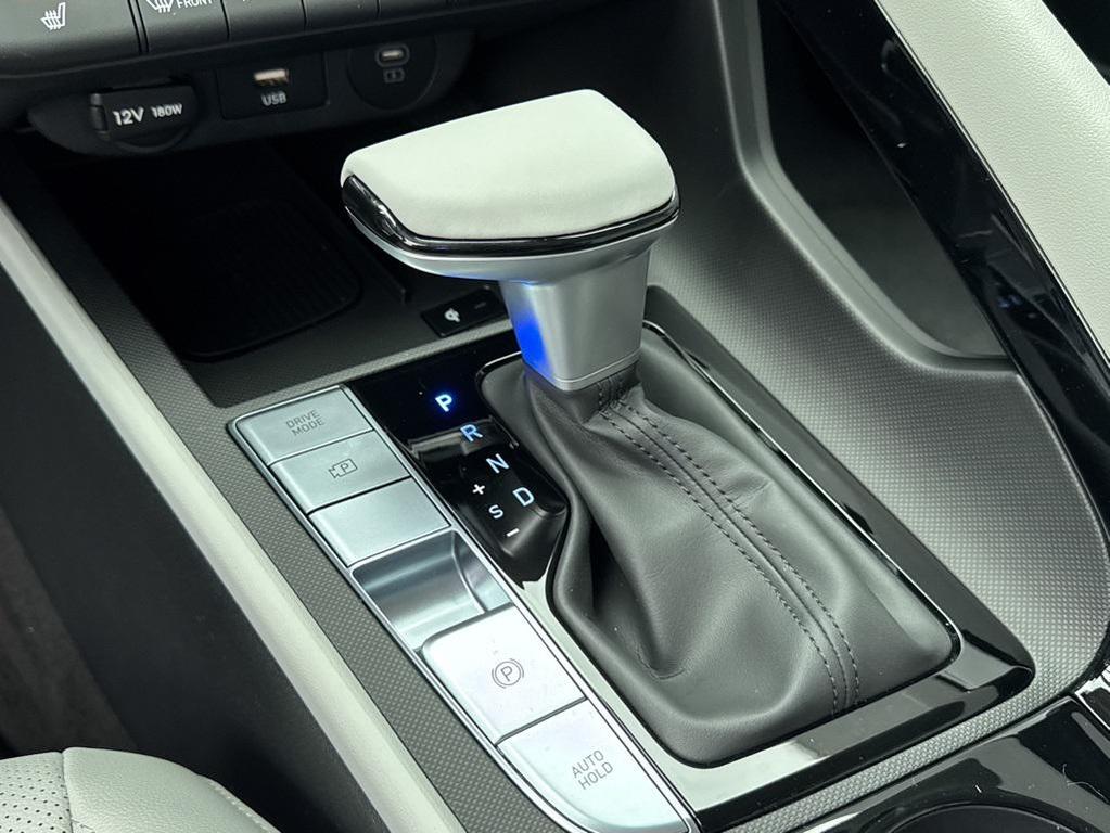new 2026 Hyundai Elantra car, priced at $25,025
