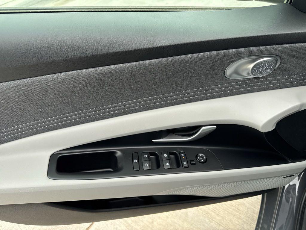 new 2026 Hyundai Elantra car, priced at $28,275