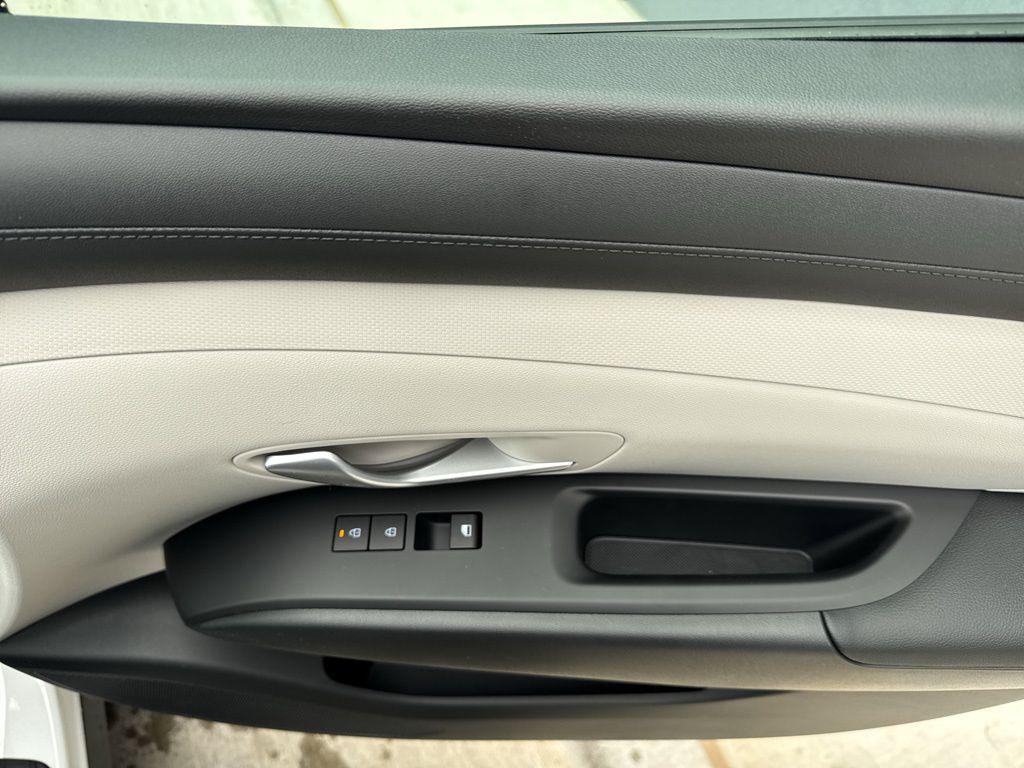new 2026 Hyundai TUCSON Hybrid car, priced at $34,508