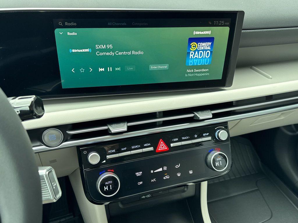 new 2026 Hyundai TUCSON Hybrid car, priced at $34,508