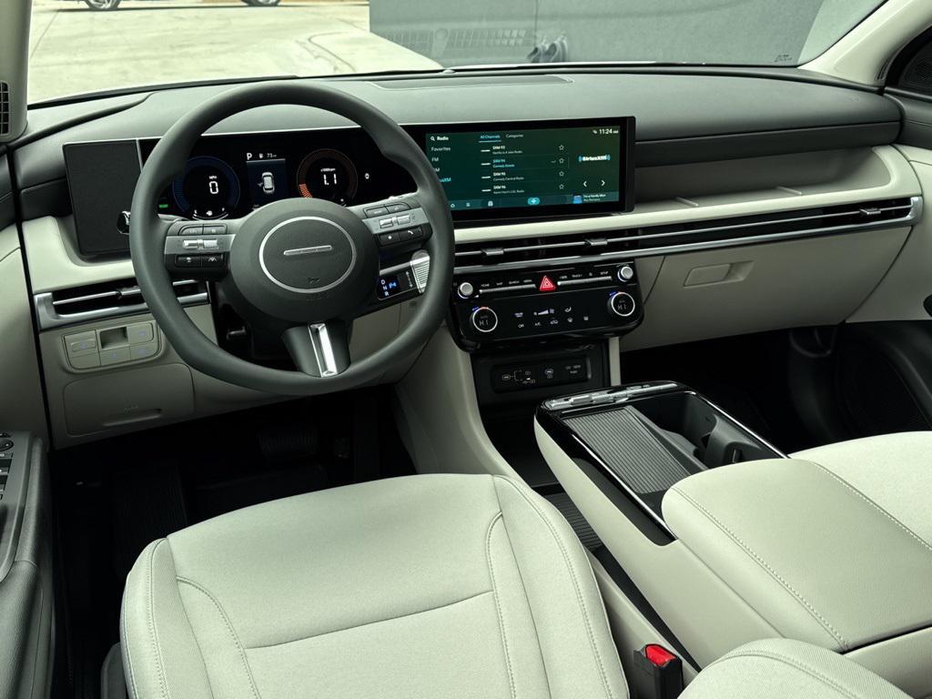 new 2026 Hyundai TUCSON Hybrid car, priced at $33,258