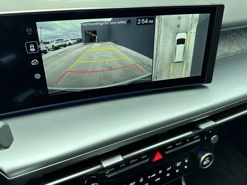 new 2026 Hyundai IONIQ 9 car, priced at $68,253