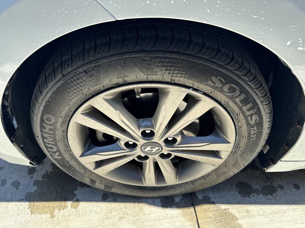 used 2018 Hyundai Elantra car, priced at $9,807