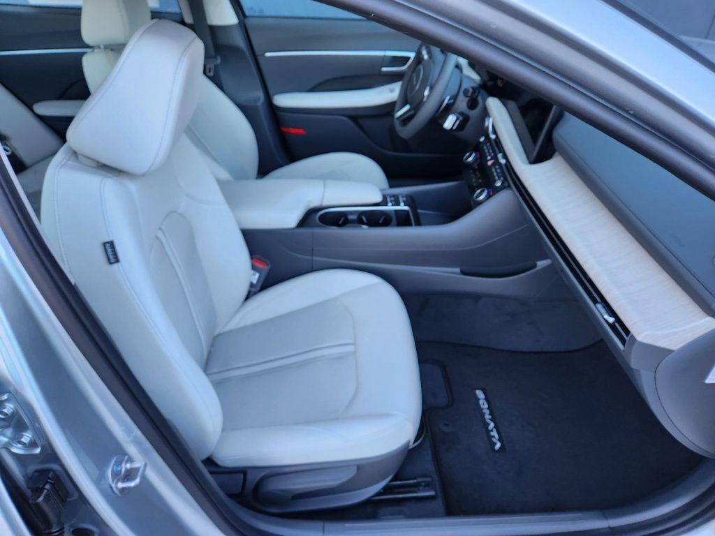 new 2026 Hyundai Sonata Hybrid car, priced at $30,312