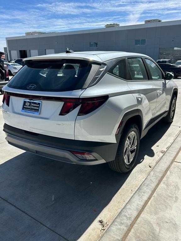 new 2026 Hyundai TUCSON Hybrid car, priced at $30,069