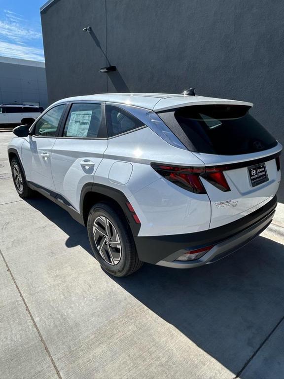 new 2026 Hyundai TUCSON Hybrid car, priced at $30,069