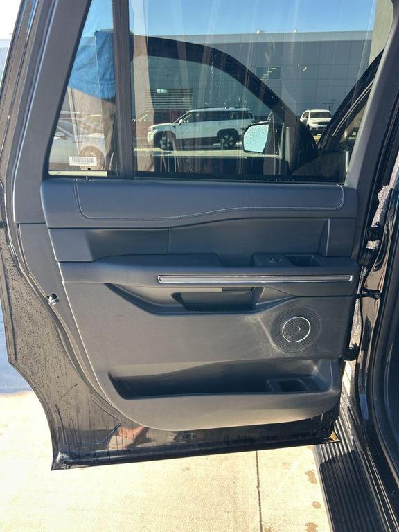 used 2024 Ford Expedition Max car, priced at $40,000