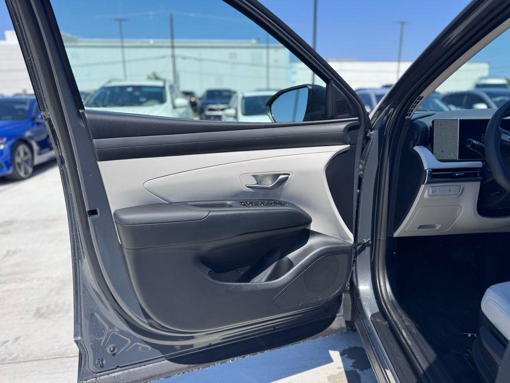 new 2026 Hyundai Tucson car, priced at $26,770