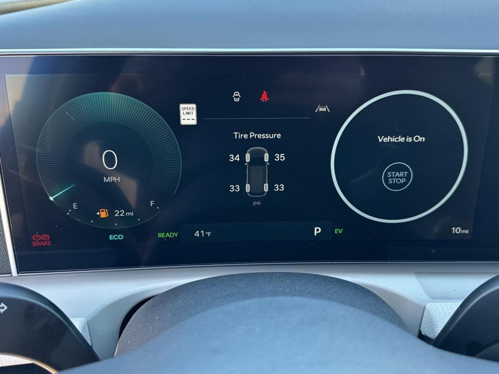 new 2026 Hyundai TUCSON Hybrid car, priced at $32,041