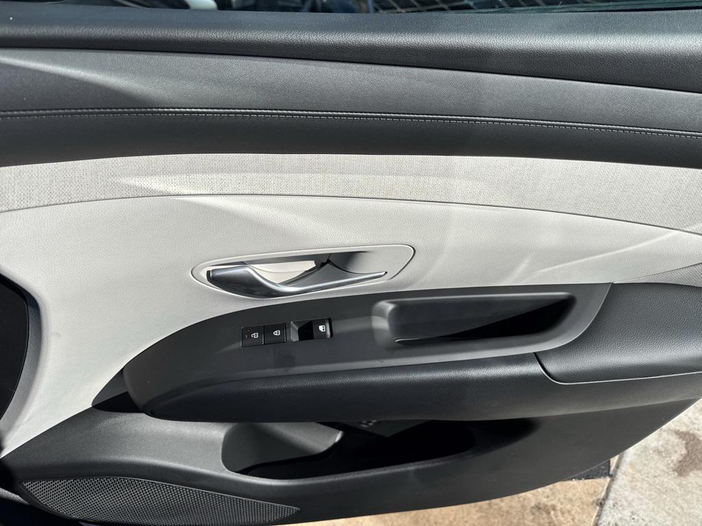 new 2026 Hyundai TUCSON Hybrid car, priced at $32,041