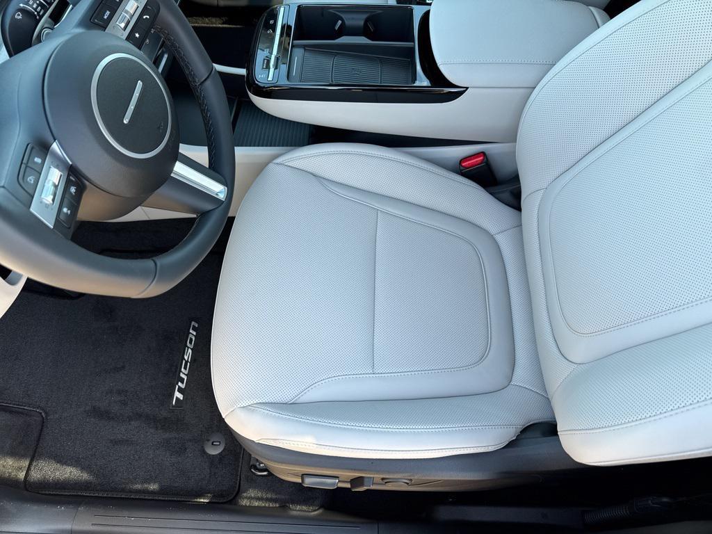 new 2026 Hyundai TUCSON Hybrid car, priced at $32,041