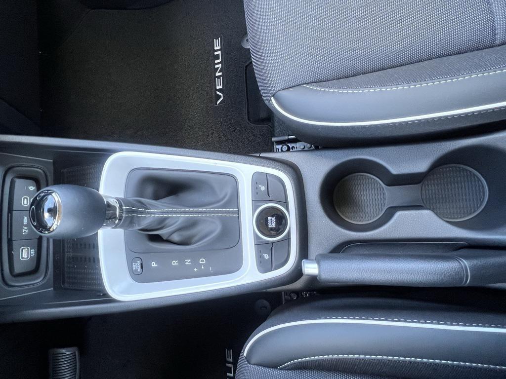 new 2025 Hyundai Venue car, priced at $22,572