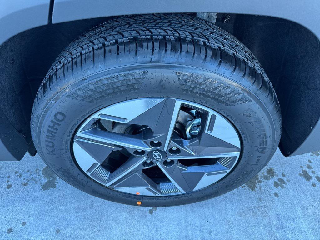 new 2026 Hyundai Tucson car, priced at $30,411