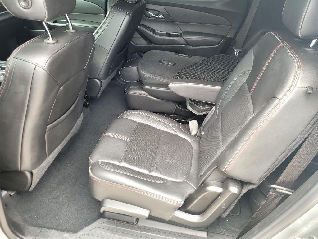 used 2023 Chevrolet Traverse car, priced at $29,007