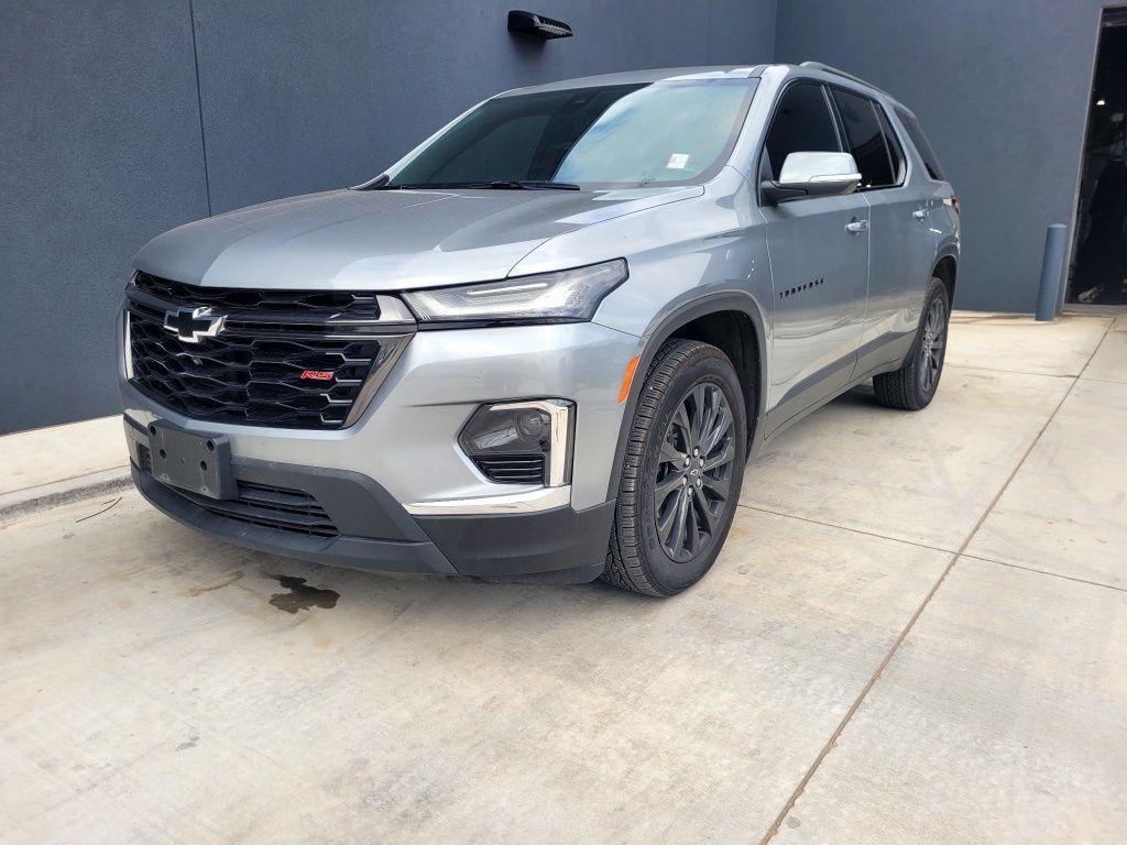 used 2023 Chevrolet Traverse car, priced at $29,007