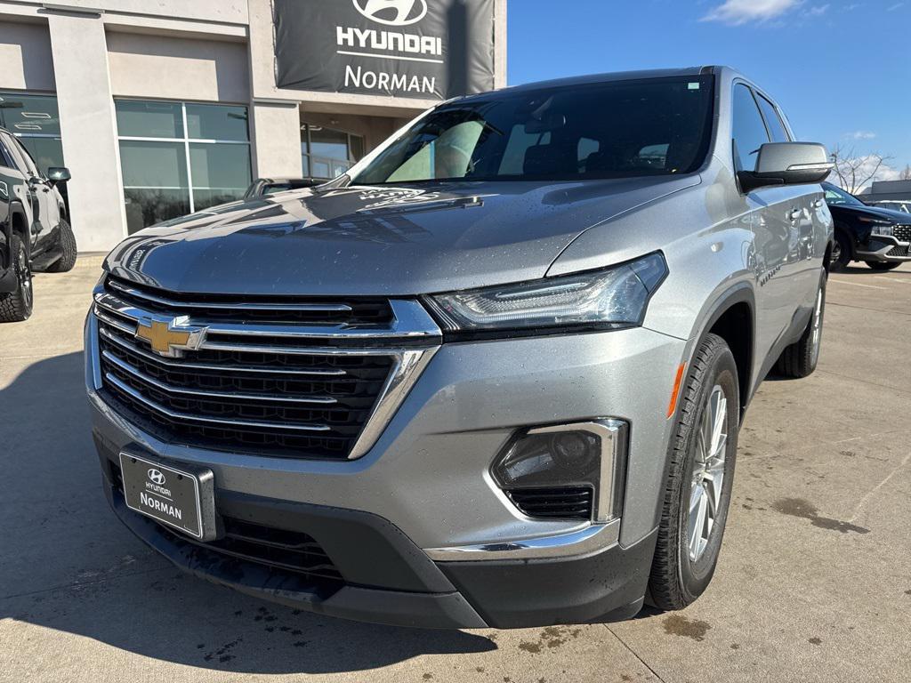 used 2023 Chevrolet Traverse car, priced at $25,999