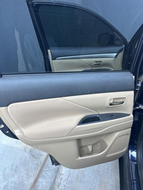 used 2014 Mitsubishi Outlander car, priced at $9,500