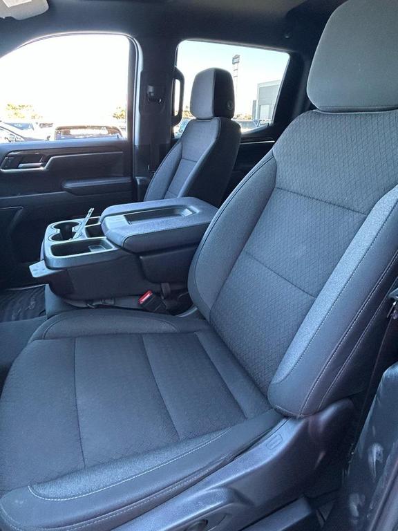 used 2025 Chevrolet Silverado 1500 car, priced at $45,001