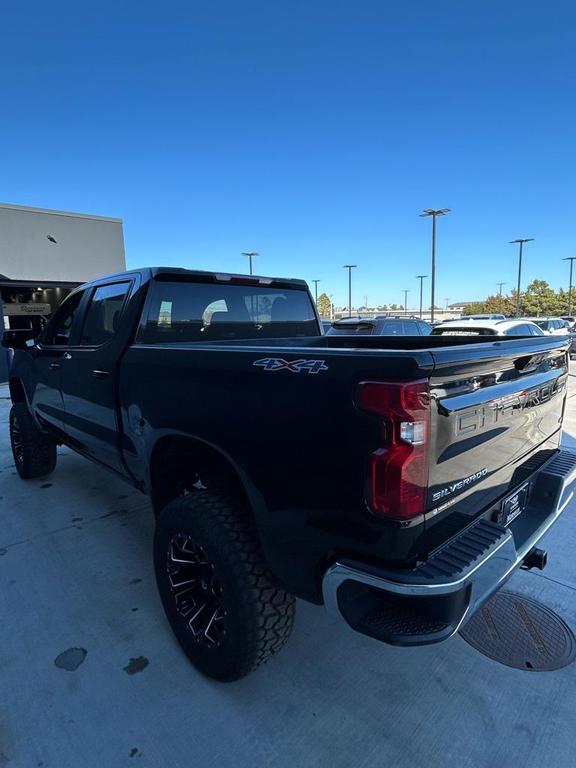 used 2025 Chevrolet Silverado 1500 car, priced at $45,001