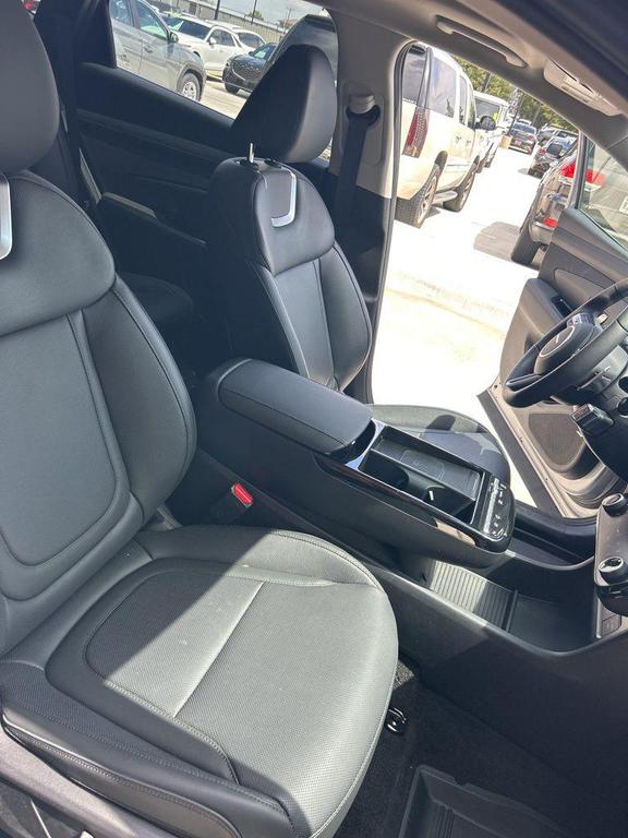 used 2026 Hyundai TUCSON Hybrid car, priced at $39,324