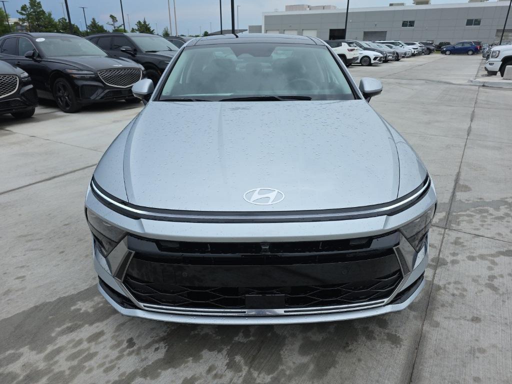 new 2025 Hyundai Sonata Hybrid car, priced at $34,149