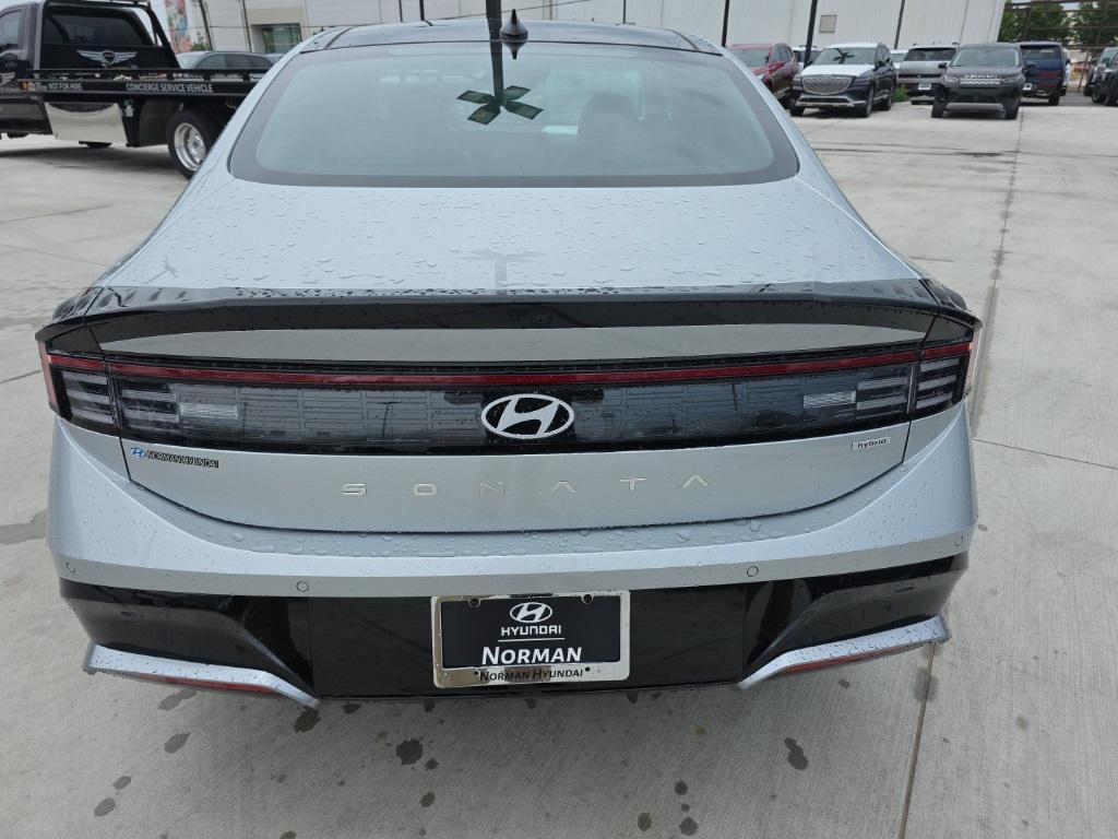 new 2025 Hyundai Sonata Hybrid car, priced at $34,149