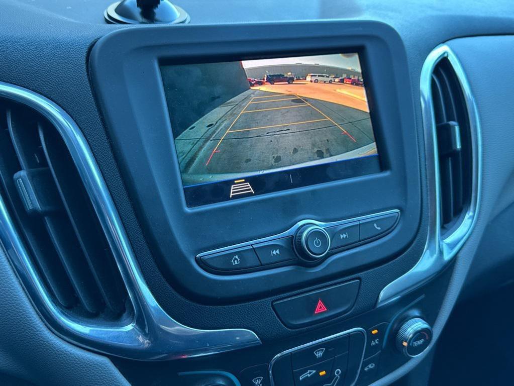 used 2021 Chevrolet Equinox car, priced at $15,500
