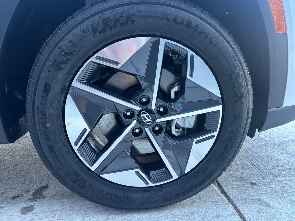 new 2026 Hyundai Tucson car, priced at $32,740