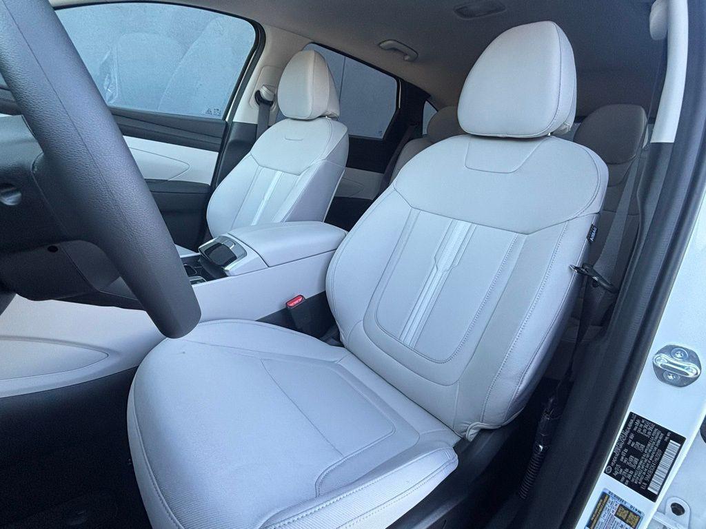 new 2026 Hyundai Tucson car, priced at $32,740