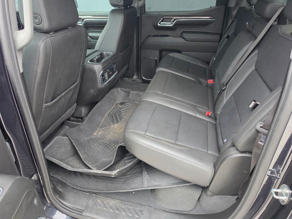 used 2024 Chevrolet Silverado 1500 car, priced at $40,536