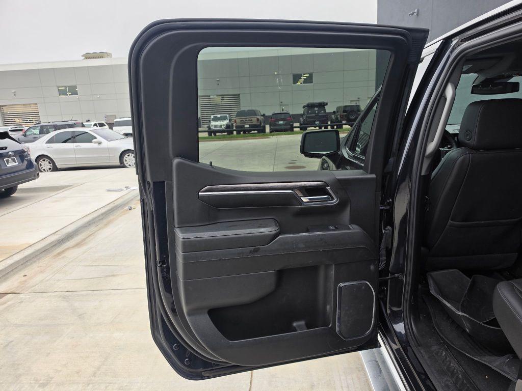 used 2024 Chevrolet Silverado 1500 car, priced at $40,536