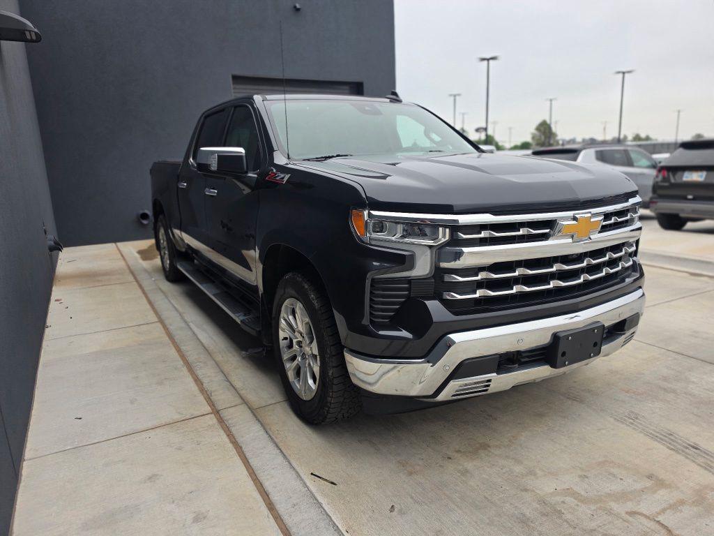 used 2024 Chevrolet Silverado 1500 car, priced at $40,536