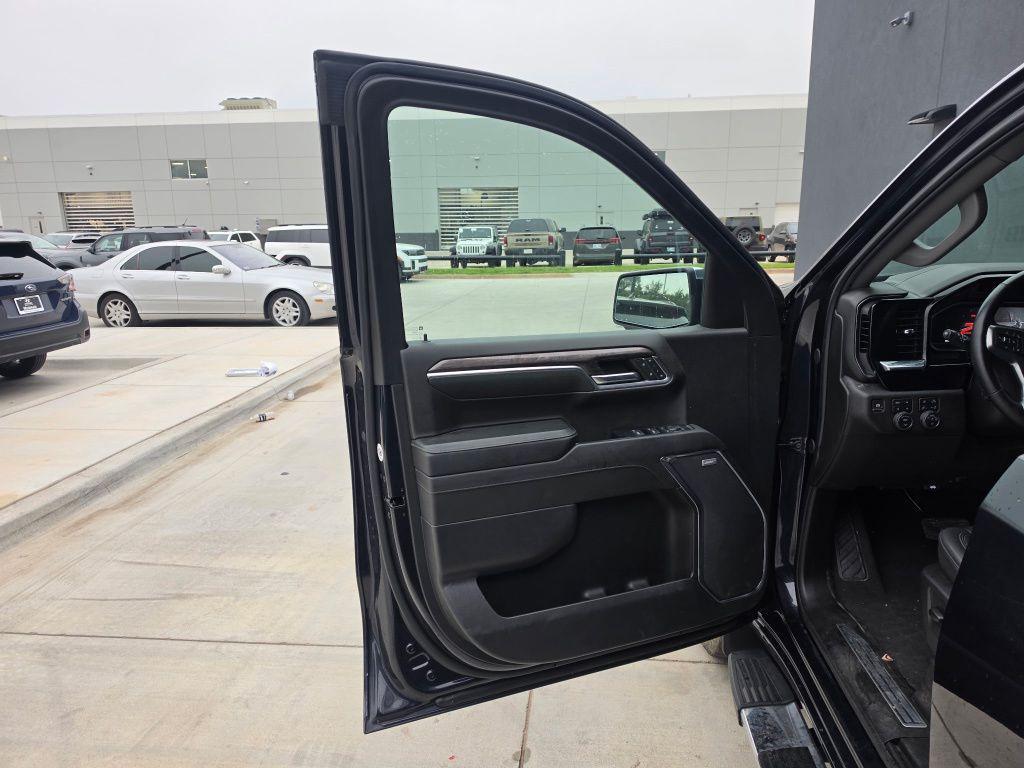 used 2024 Chevrolet Silverado 1500 car, priced at $40,536