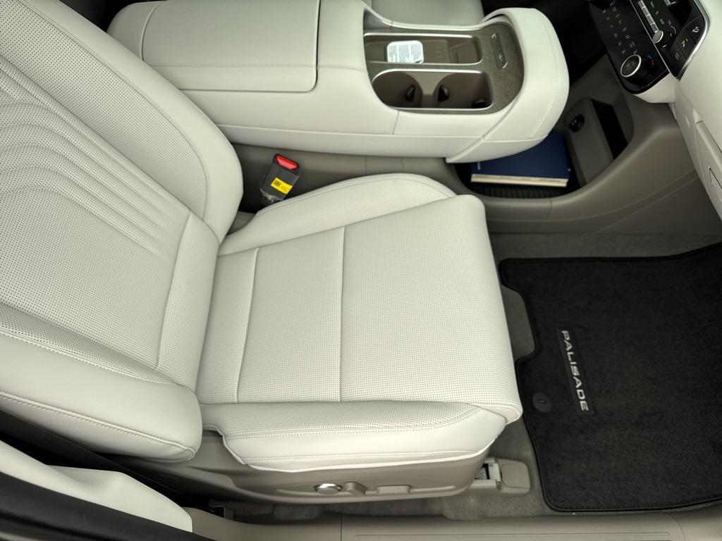 new 2026 Hyundai Palisade Hybrid car, priced at $48,910