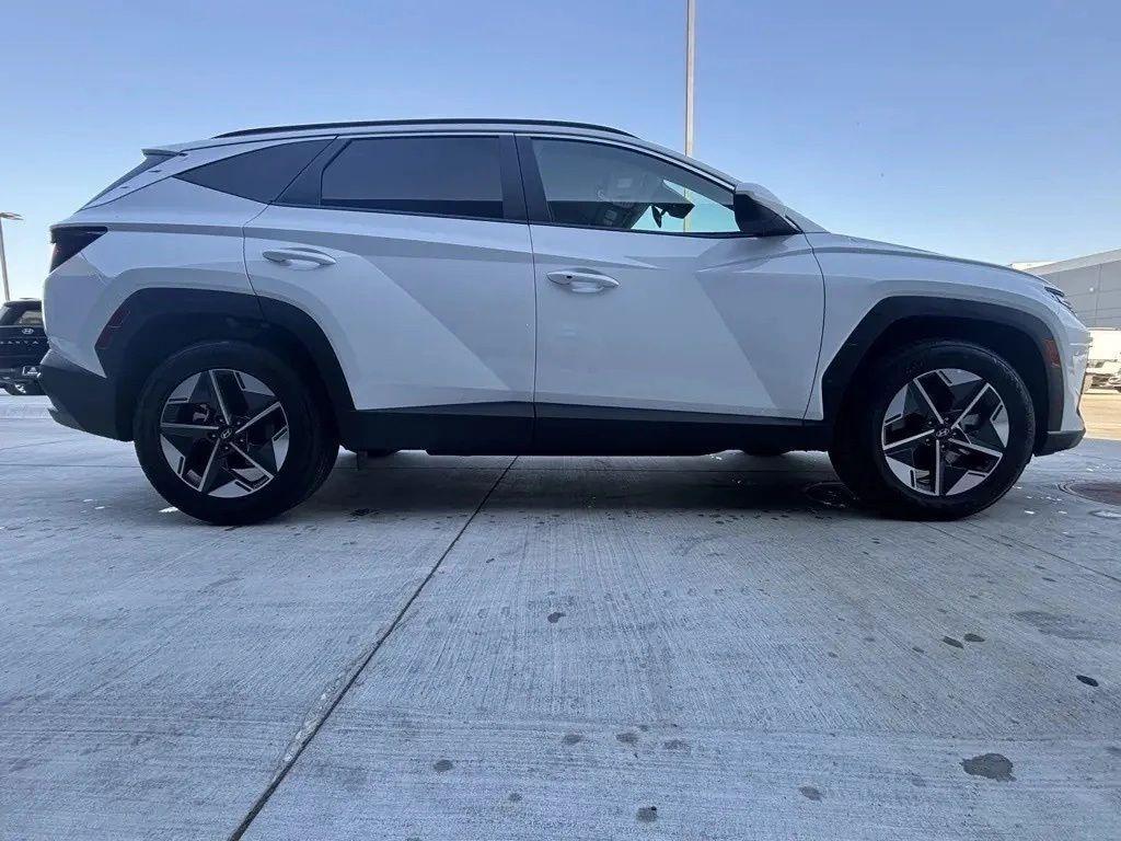 new 2026 Hyundai Tucson car, priced at $32,941