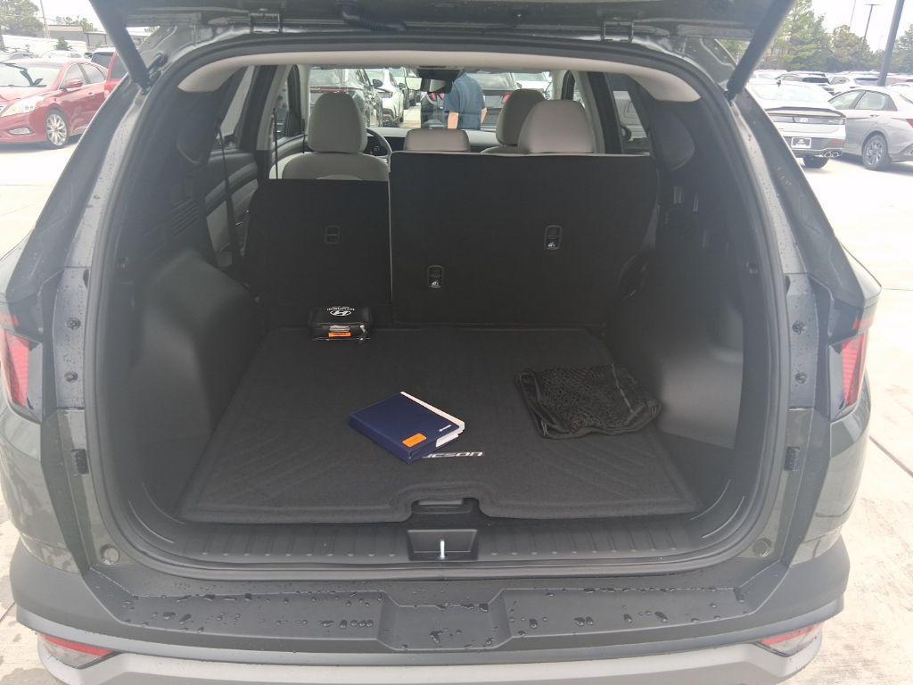 new 2026 Hyundai Tucson car, priced at $28,266