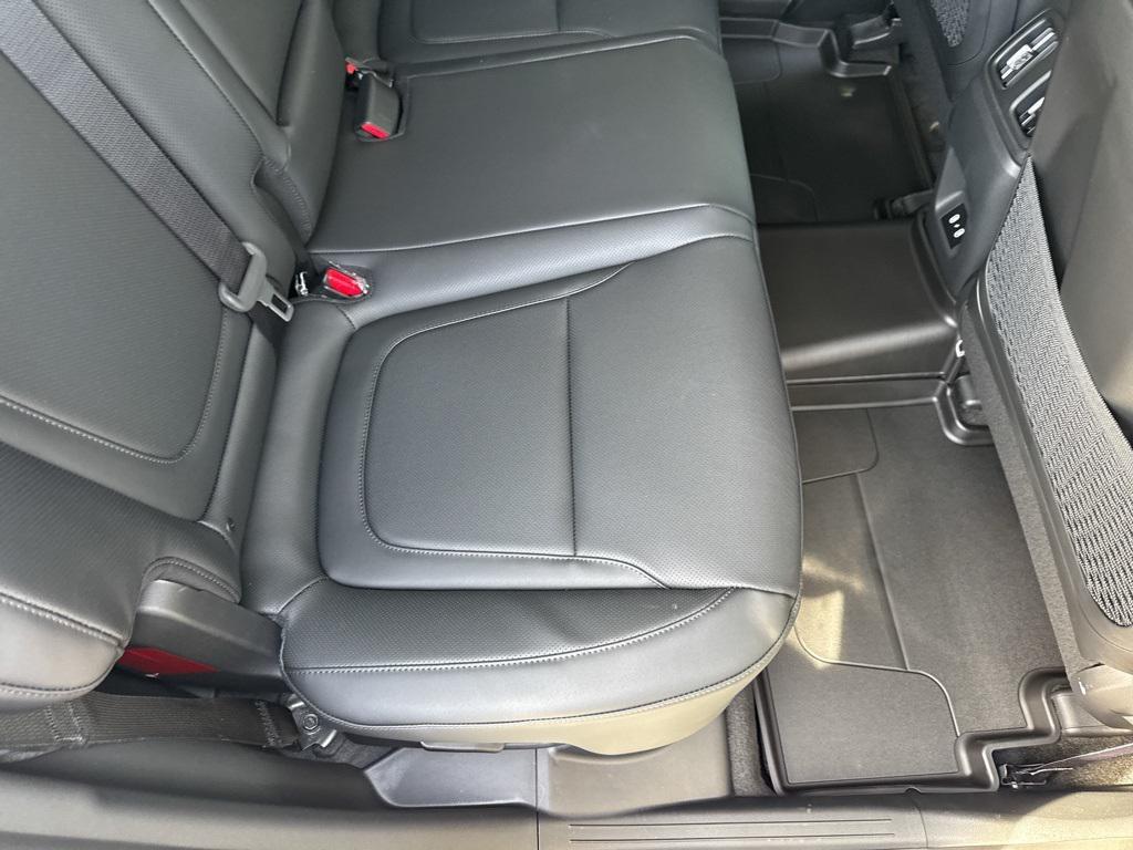 new 2026 Hyundai TUCSON Hybrid car, priced at $35,262