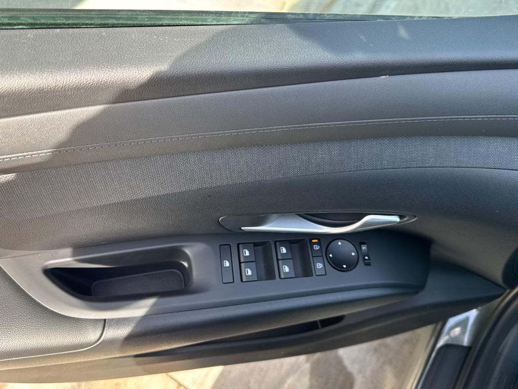 new 2026 Hyundai TUCSON Hybrid car, priced at $35,262