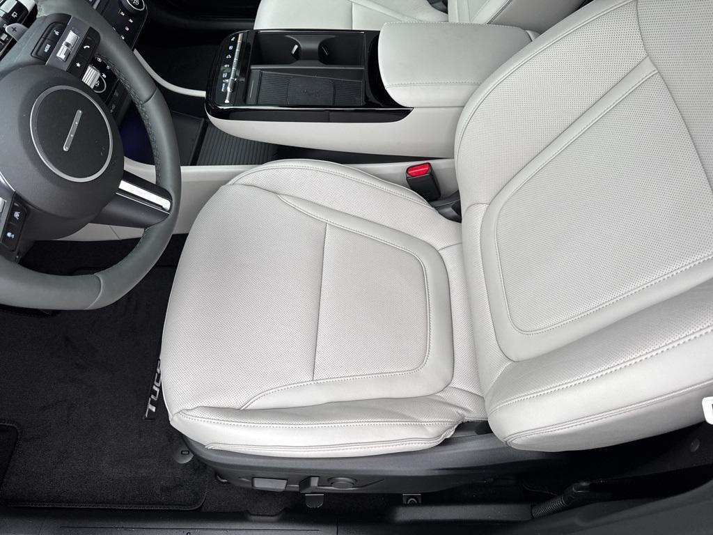 new 2026 Hyundai Tucson car, priced at $38,281
