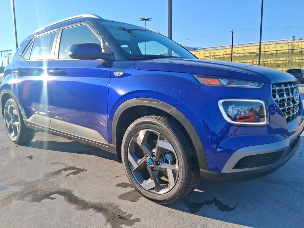 new 2025 Hyundai Venue car, priced at $22,572