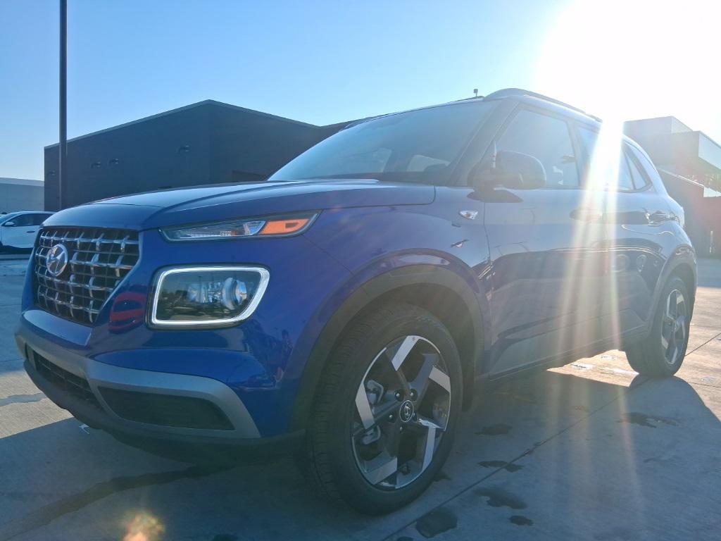 new 2025 Hyundai Venue car, priced at $22,472