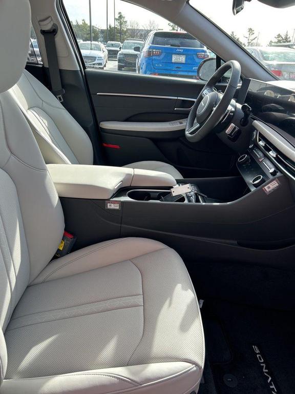 new 2026 Hyundai Sonata Hybrid car, priced at $39,225