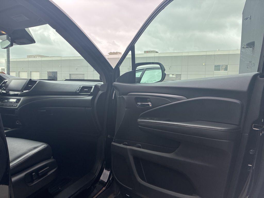 used 2023 Honda Ridgeline car, priced at $32,499
