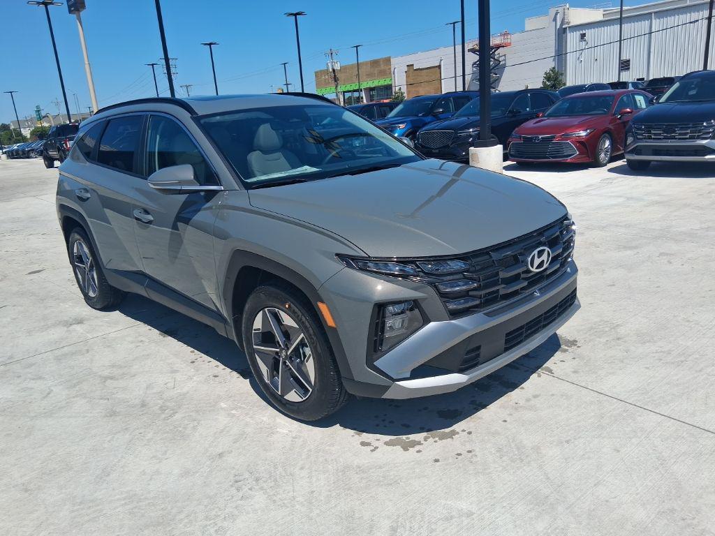 new 2025 Hyundai Tucson car, priced at $32,349