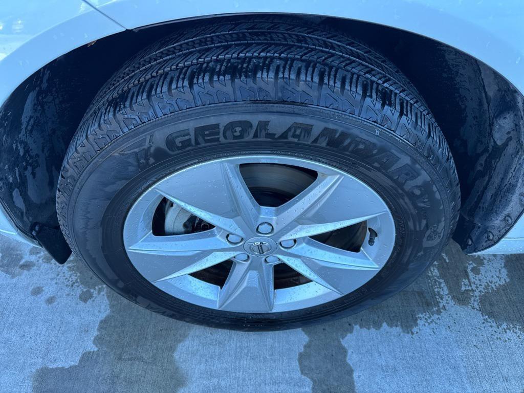 used 2022 Volvo XC60 car, priced at $22,500