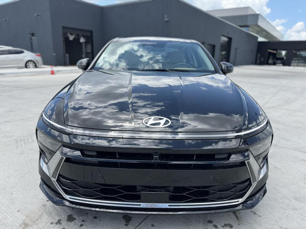 new 2025 Hyundai Sonata Hybrid car, priced at $34,149