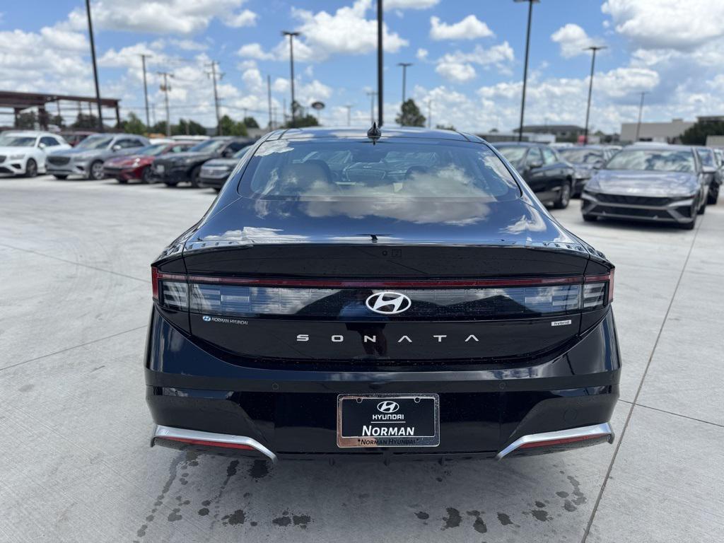 new 2025 Hyundai Sonata Hybrid car, priced at $34,149