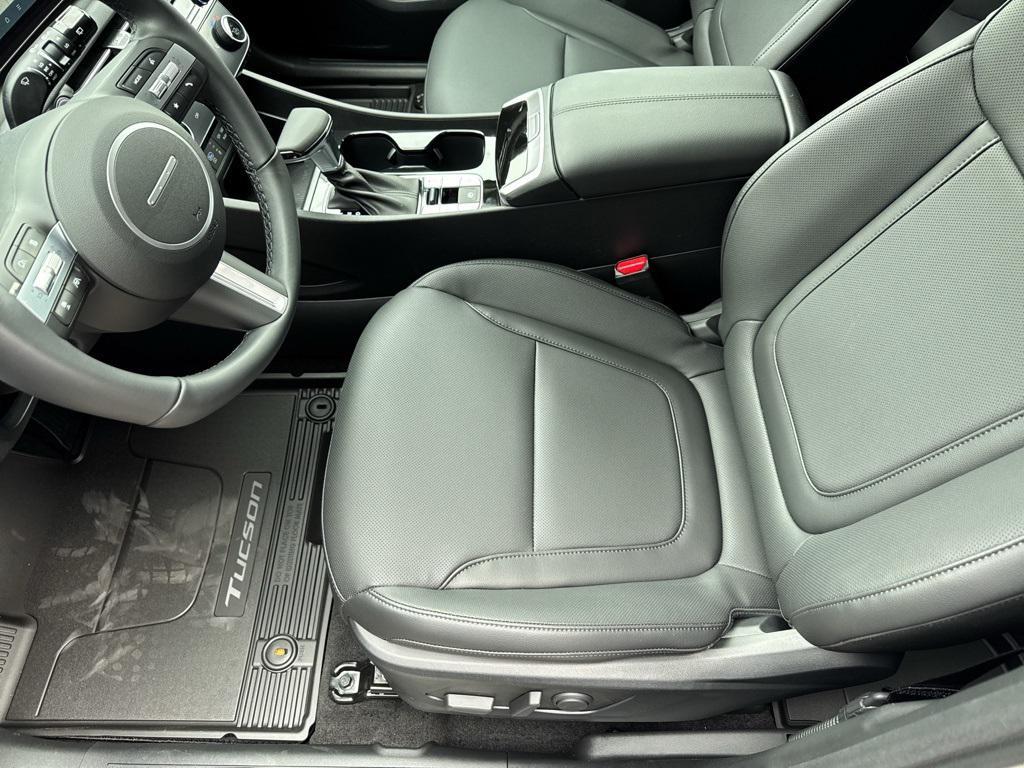 new 2026 Hyundai Tucson car, priced at $33,311