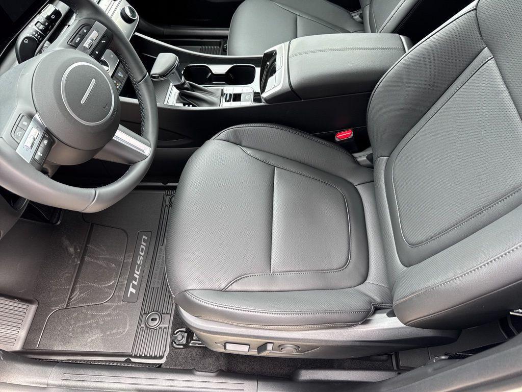 new 2026 Hyundai Tucson car, priced at $30,592